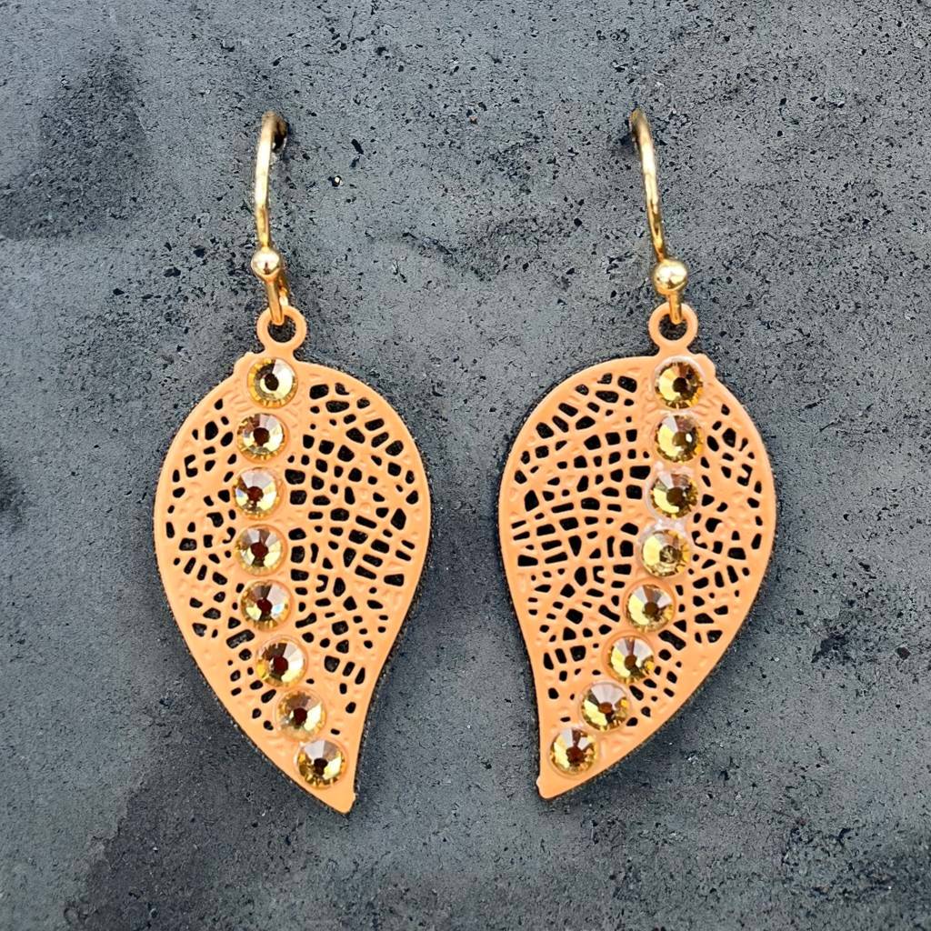 Boucles d'oreilles feuilles marron