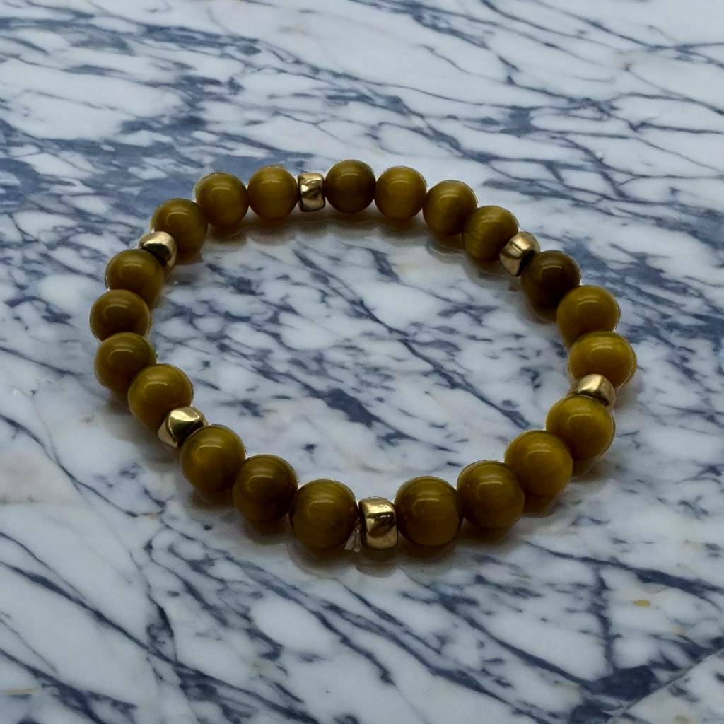 Bracelet cat's eye stone