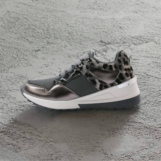 Sneaker leopard print